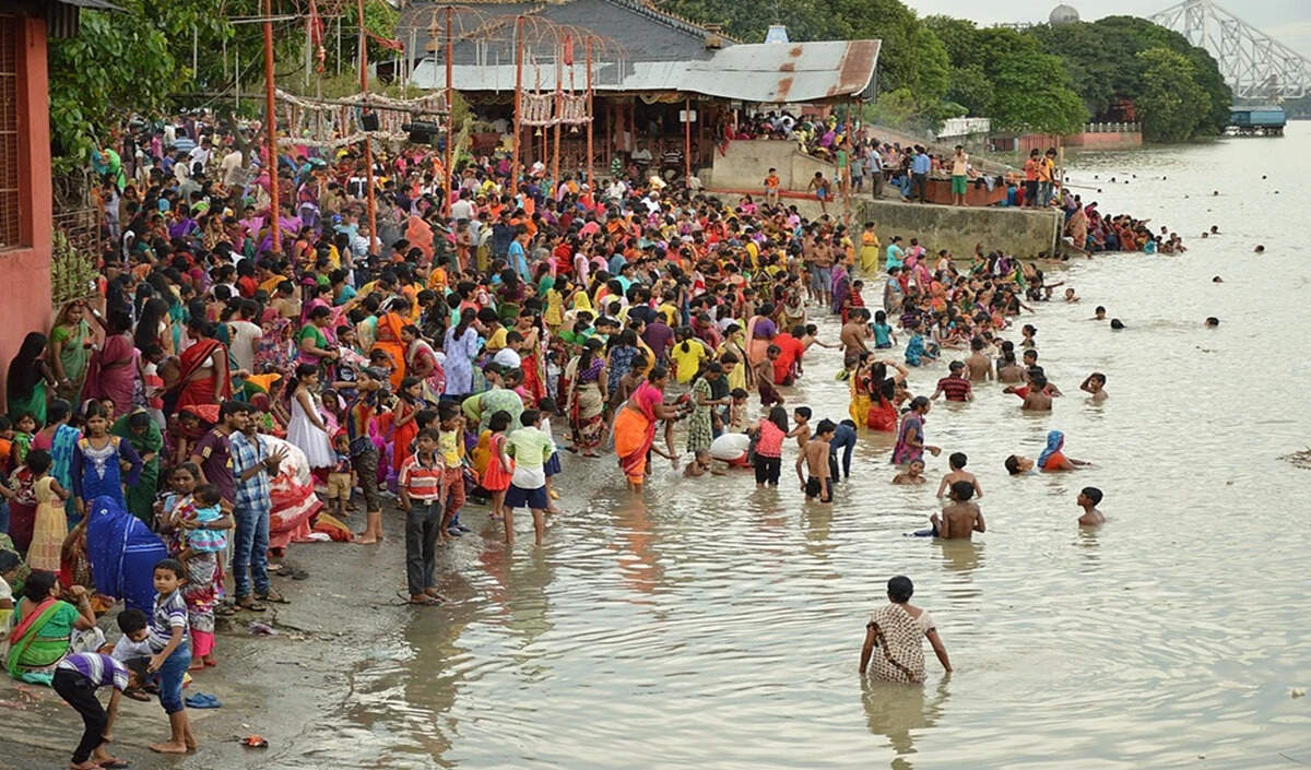 मणिकर्णिका स्नान: बैकुंठ चतुर्दशी का महत्व और तिथि