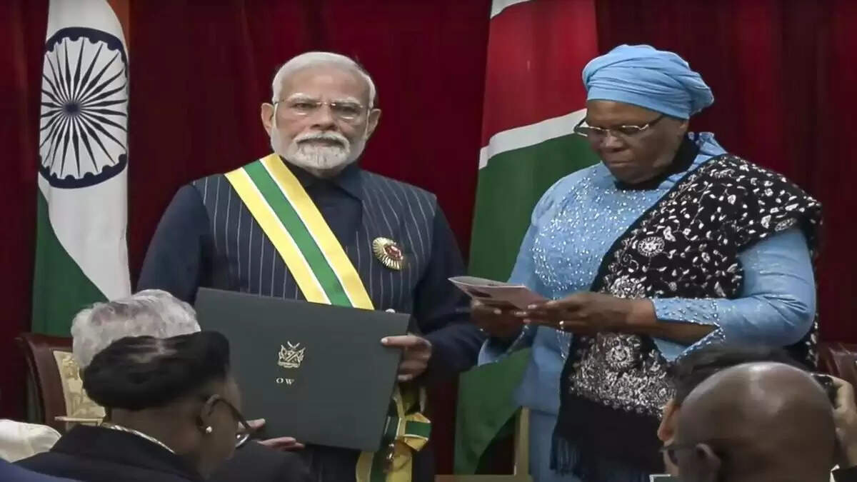 प्रधानमंत्री मोदी को नामीबिया का सर्वोच्च नागरिक पुरस्कार मिला