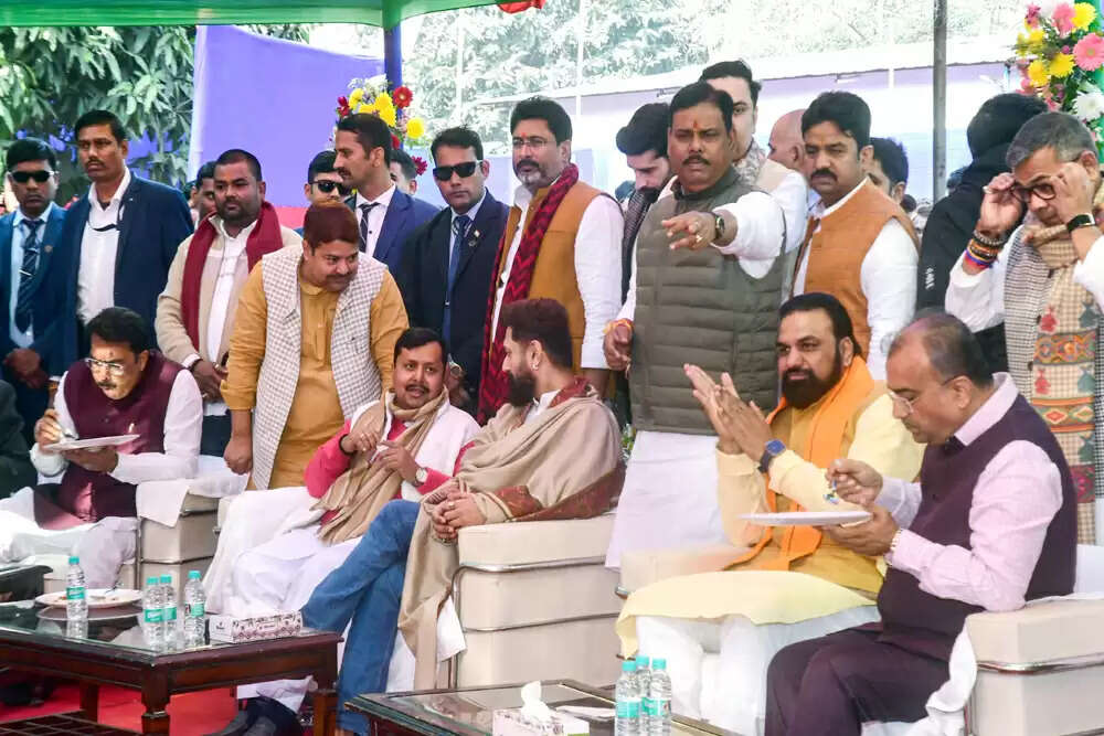 मकर संक्रांति पर चिराग पासवान का दही-चूड़ा भोज