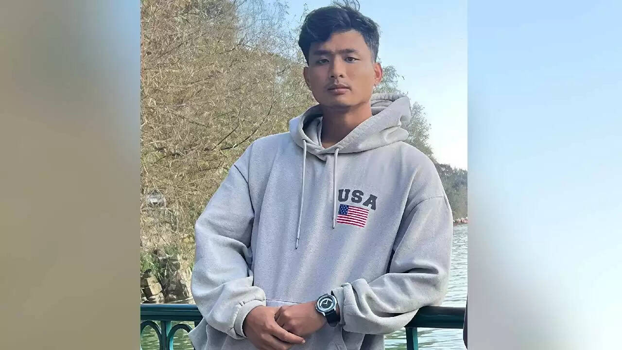 त्रिपुरा के छात्र अंजेल चकमा की हत्या पर पिता का आरोप, पुलिस ने FIR दर्ज करने से किया इनकार