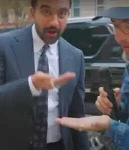 न्यूयॉर्क के मेयर जोहरान ममदानी का रजनीगंधा खाने वाला वीडियो हुआ वायरल
