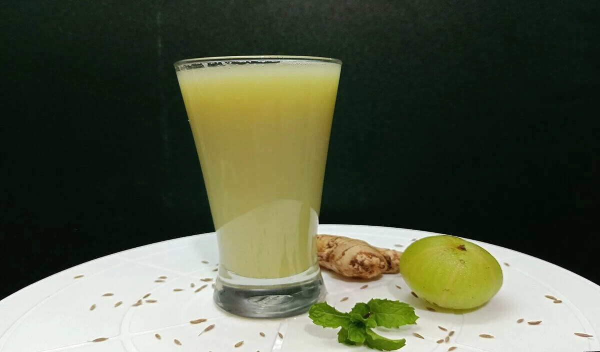 गर्मी में दमकती त्वचा के लिए सुपरफूड्स