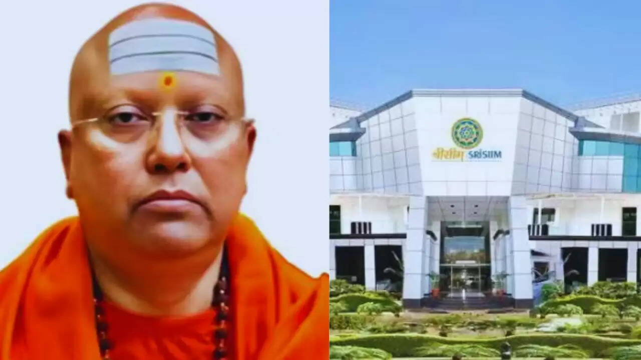दिल्ली के इंस्टिट्यूट में स्वामी चैतन्यनंद पर लगे यौन उत्पीड़न के गंभीर आरोप