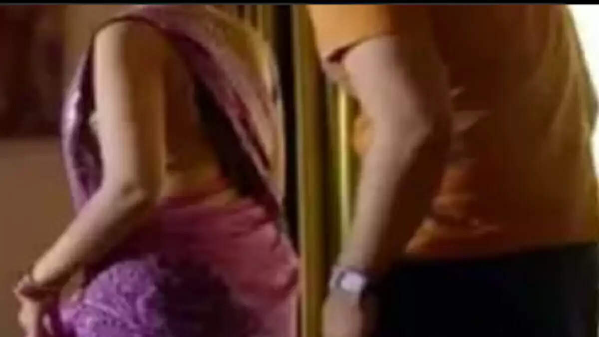 हैदराबाद में कपल की लाइव स्ट्रीमिंग से जुड़ी चौंकाने वाली घटना