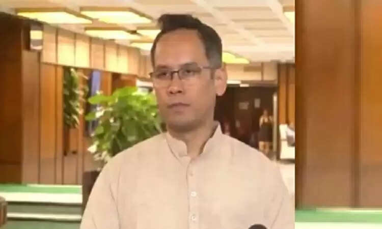 गौरव गोगई का बयान: पीएम मोदी को सदन में देना चाहिए जवाब