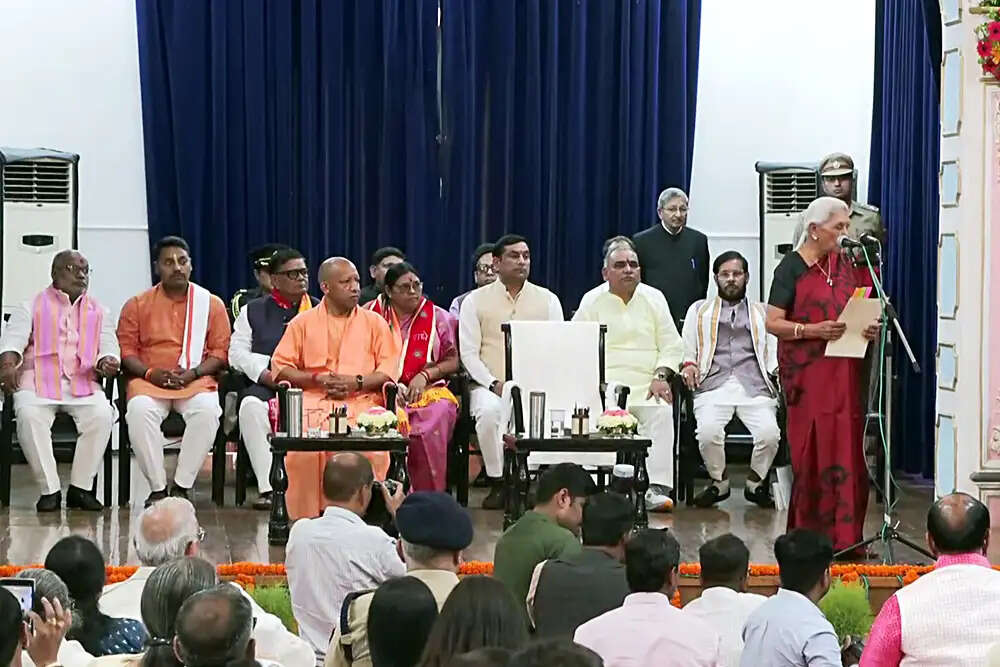 उत्तर प्रदेश में योगी सरकार का मंत्रिमंडल विस्तार: नए चेहरे और राजनीतिक समीकरण
