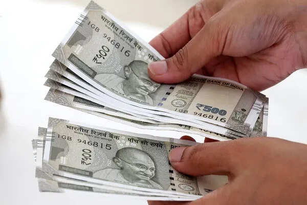 आरबीआई ने द बघाट अर्बन को-ऑपरेटिव बैंक पर लगाई पाबंदियां