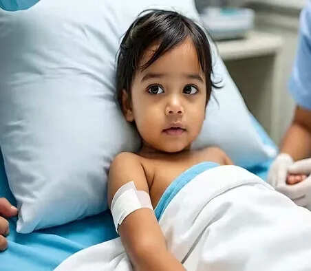 मेरठ अस्पताल में बच्चे के घाव पर टांके की जगह फेवीक्विक लगाने का मामला