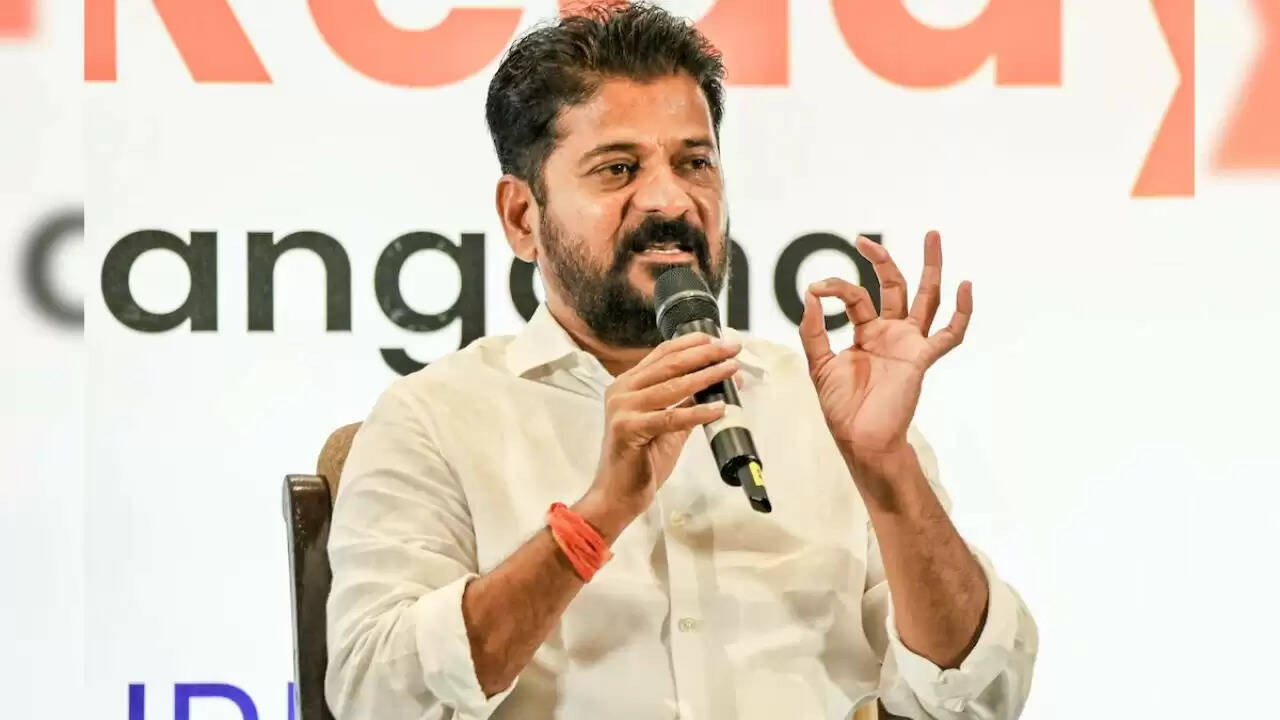 तेलंगाना के मुख्यमंत्री का उपराष्ट्रपति पद पर बड़ा बयान: बंडारू दत्तात्रेय को बताया उपयुक्त उम्मीदवार