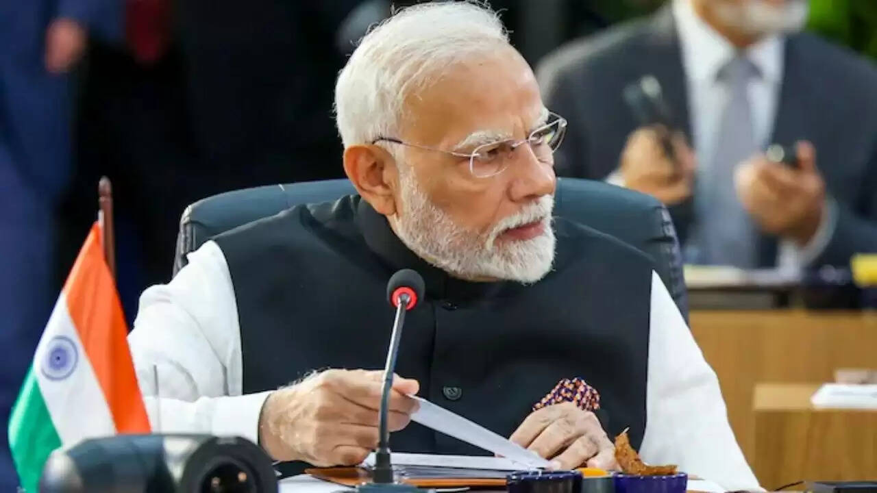 ब्रिक्स शिखर सम्मेलन में मोदी का आतंकवाद पर सख्त संदेश: मानवता के लिए खतरा