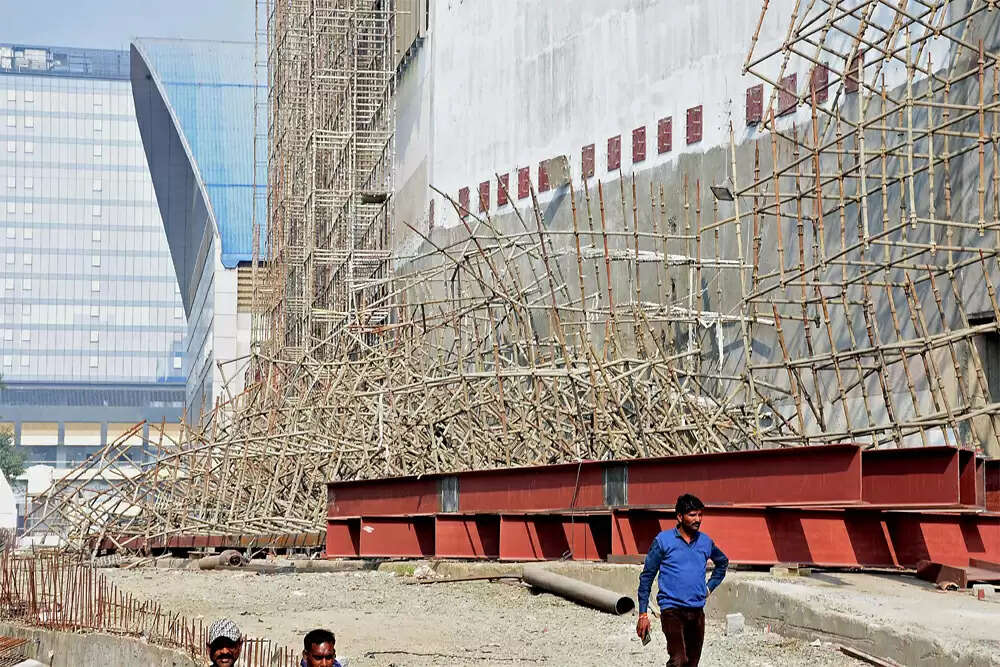 भारतीय शहरों में महंगे फ्लैट्स की बढ़ती संख्या और सस्ते फ्लैट्स की कमी