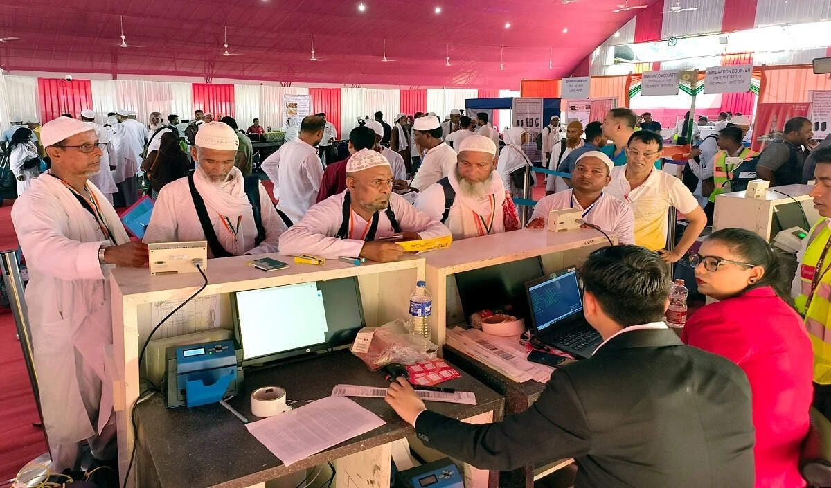 सऊदी अरब ने हज यात्रा के लिए सख्त नियम लागू किए