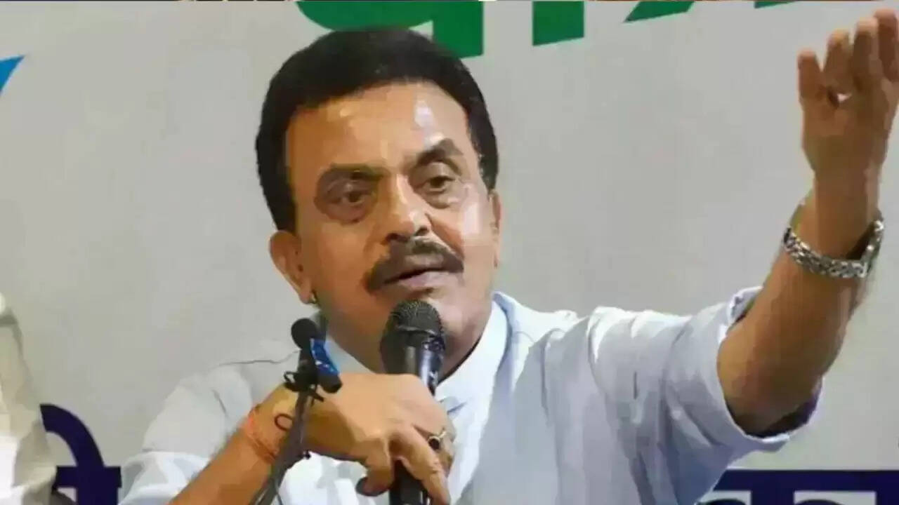 संजय निरुपम का कांग्रेस पर हमला: राहुल गांधी की रणनीतियों पर उठाए सवाल