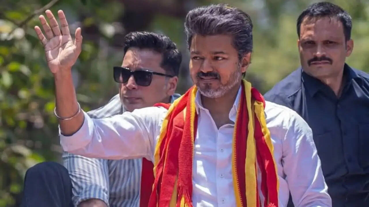 तमिलनाडु के सीएम विजय ने सरकारी कर्मचारियों के लिए महंगाई भत्ते में की वृद्धि, जानें क्या है नया