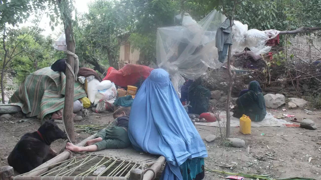 पूर्वी अफगानिस्तान में भूकंप: महिलाओं की अनदेखी और लैंगिक भेदभाव का सामना