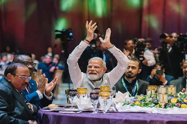 इथियोपिया में 'वंदे मातरम्' की प्रस्तुति पर भावुक हुए पीएम मोदी