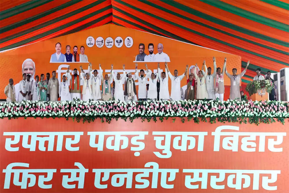 मोदी सरकार की चुनावी जीत: क्या यह सच में अच्छे दिनों का संकेत है?