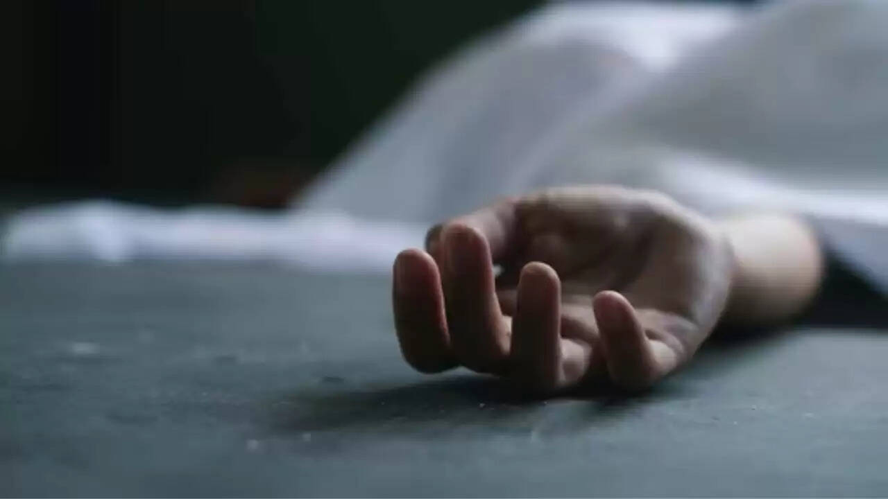 झारखंड में तीन भाइयों की सेप्टिक टैंक में दम घुटने से मौत