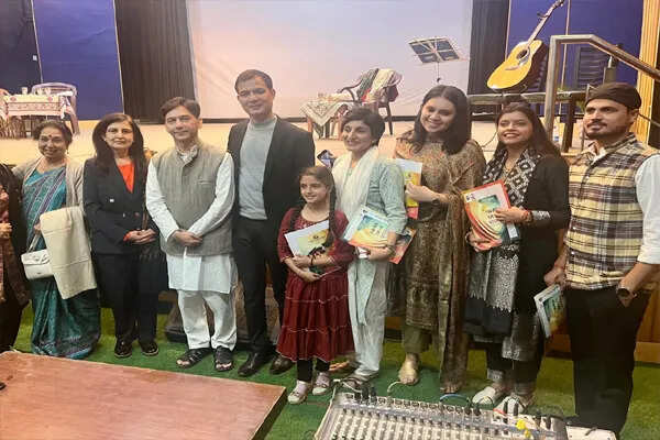 नई दिल्ली की टीम-राबता ने 'वो अफसाना' नाटक से दर्शकों को किया मंत्रमुग्ध