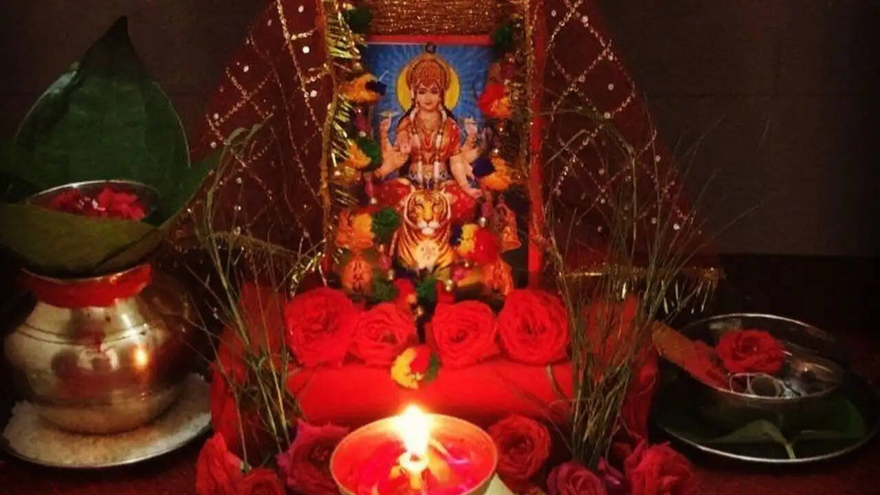 2026 में नवरात्रि: राशियों के लिए विशेष ज्योतिषीय मार्गदर्शन