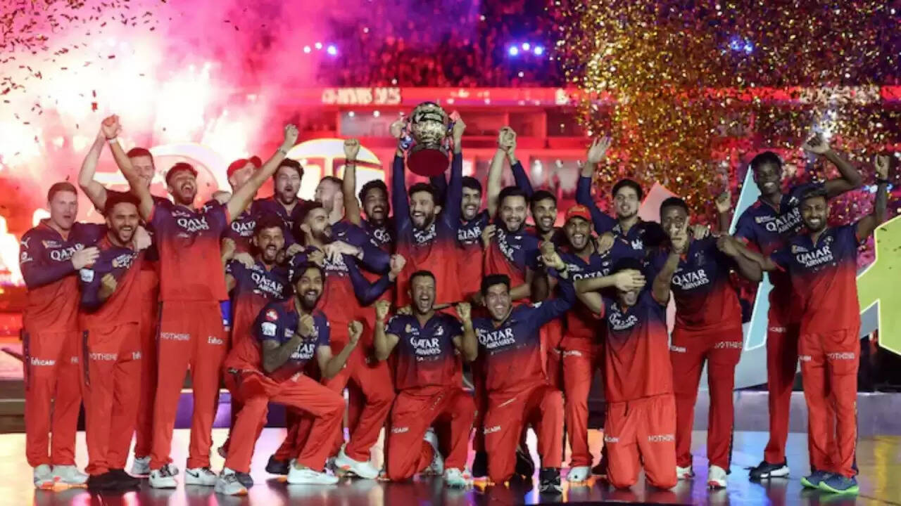 RCB को मिल सकता है नया मालिक: आईपीएल ट्रॉफी जीतने के बाद बढ़ी चर्चा