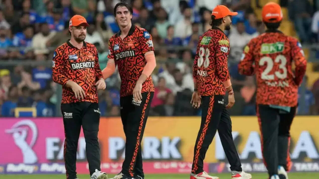 Pat Cummins और Travis Head ने विदेशी T20 लीग के प्रस्ताव को क्यों किया ठुकरा?
