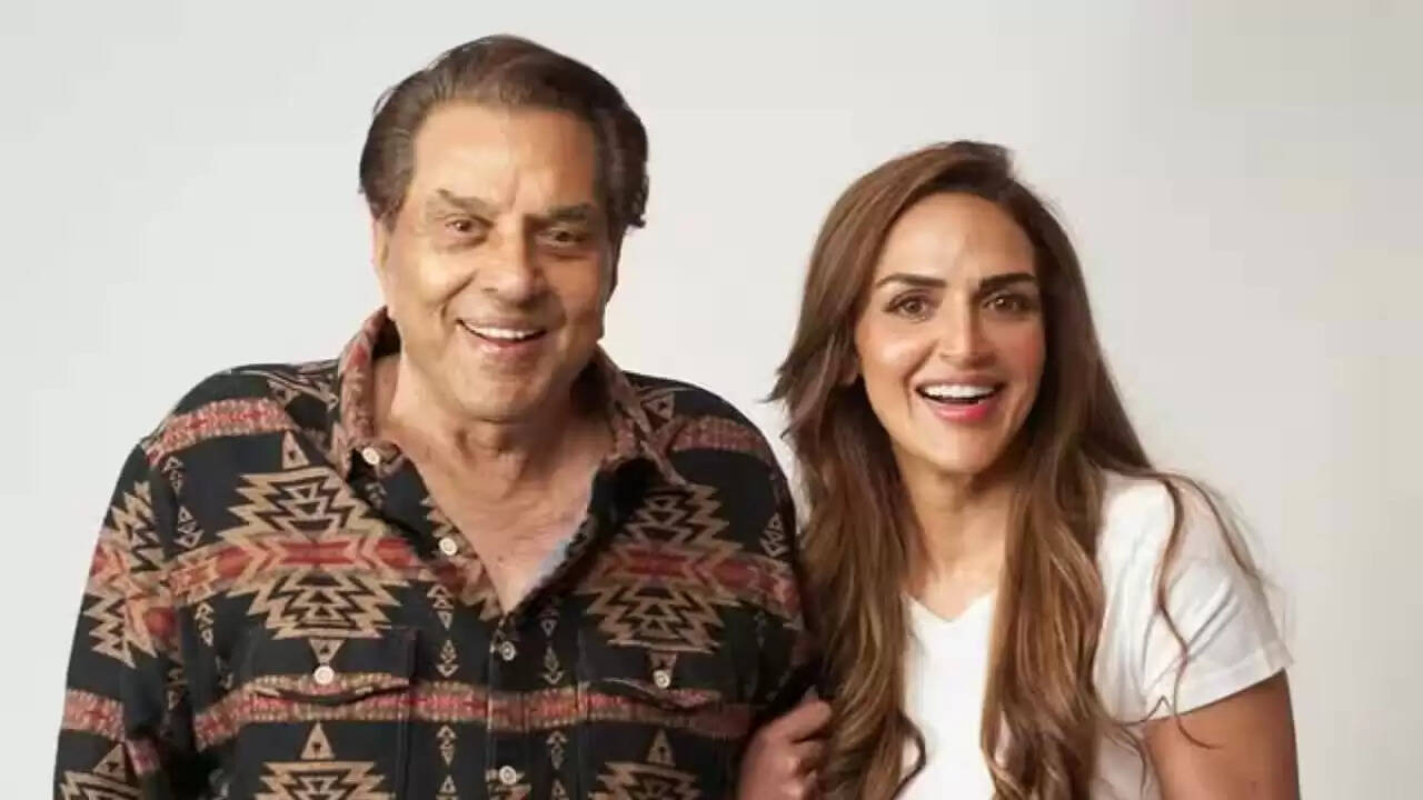 धर्मेंद्र की याद में भावुक हुईं ईशा देओल, पिता के 90वें जन्मदिन पर साझा किया इमोशनल संदेश