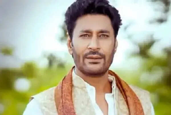 पंजाबी गायक हरभजन मान का कार हादसा, सुरक्षित रहे