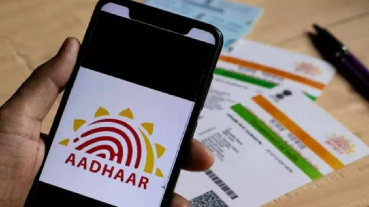 आधार कार्ड अपडेट: नई सुविधाएं और प्रक्रिया में बदलाव