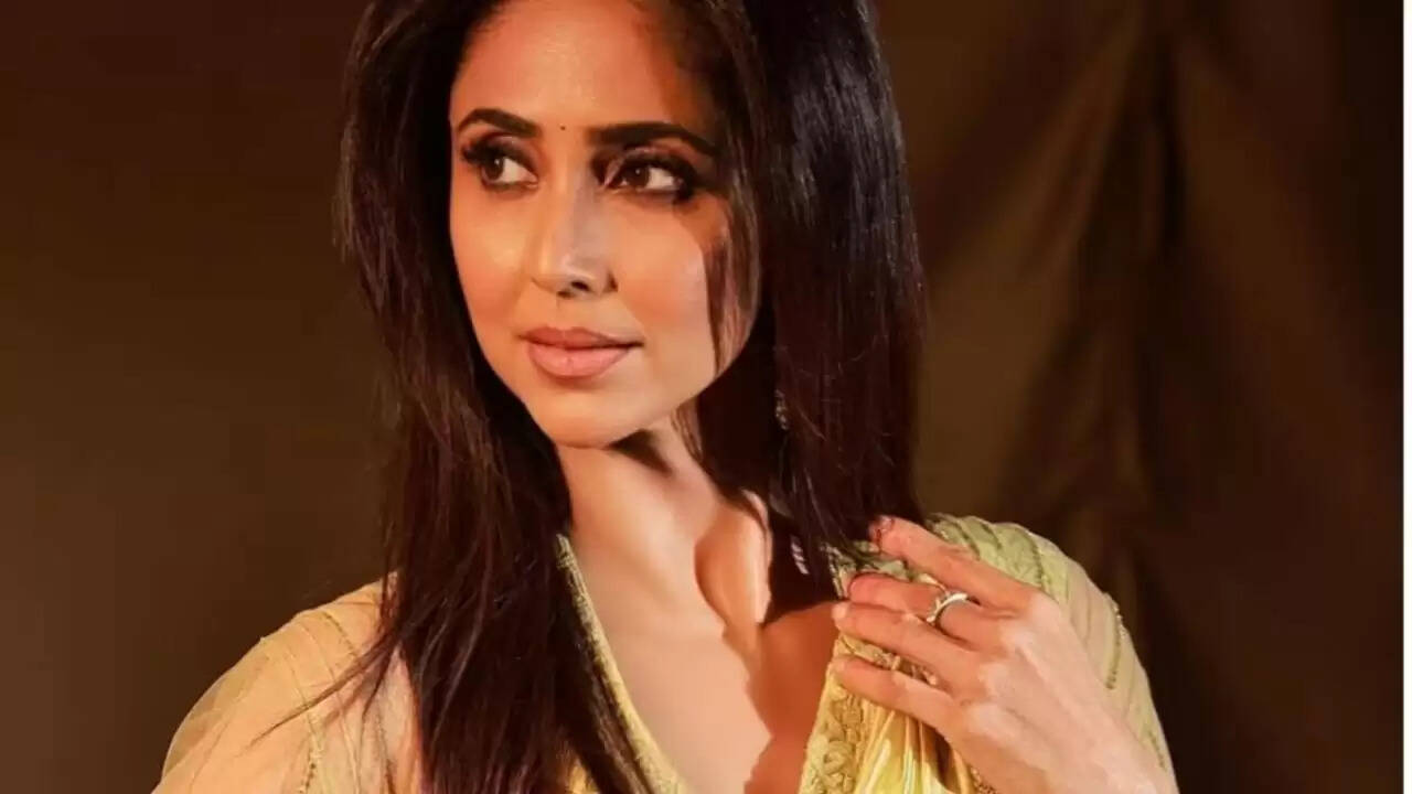 गौतमी कपूर का विवाद: क्या एक मां की व्यक्तिगत राय को समझना इतना मुश्किल है?