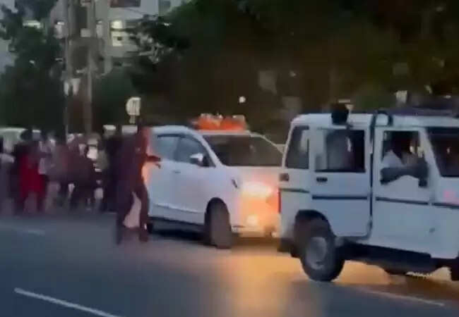 बिहार स्वास्थ्य मंत्री मंगल पांडेय पर हमला: वीडियो वायरल