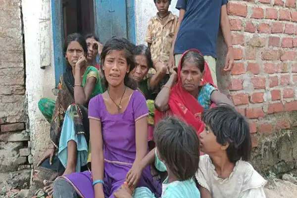 पिता ने बेटे की हत्या कर शव को नदी में दफनाया, गांव में हड़कंप