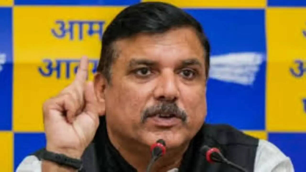 संजय सिंह का मोदी पर हमला: अमेरिका के टैरिफ से निवेशकों को हुआ बड़ा नुकसान