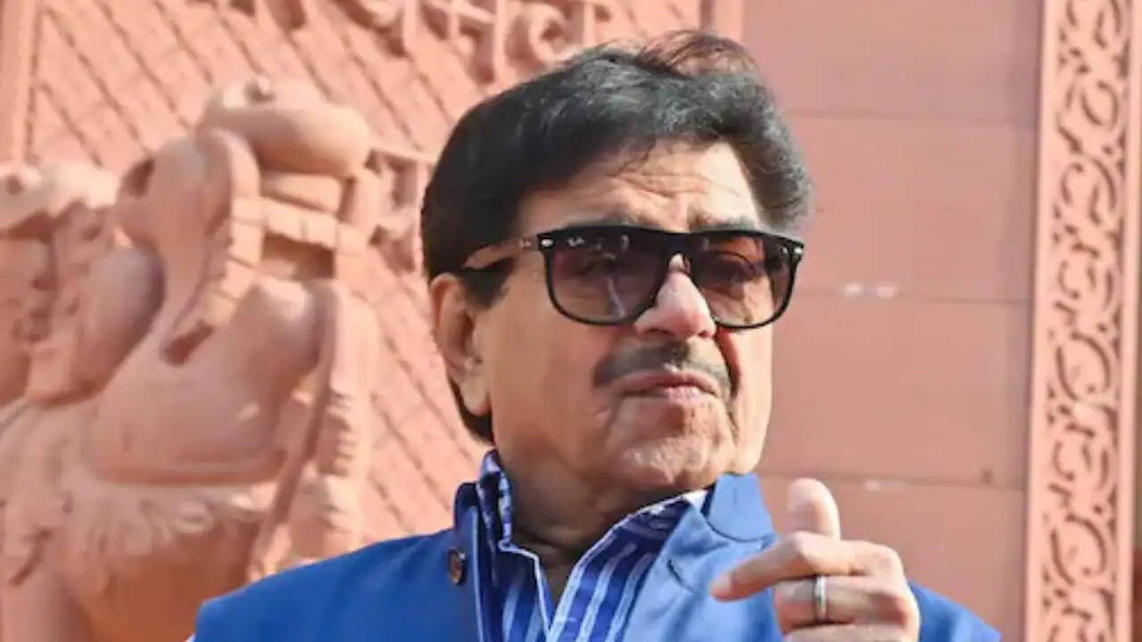 शत्रुघ्न सिन्हा को मिली बड़ी कानूनी जीत, 'खामोश' डायलॉग की सुरक्षा