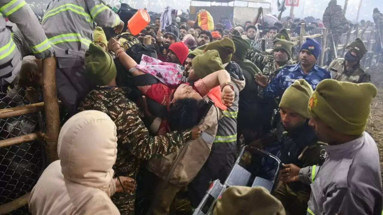 प्रयागराज महाकुंभ भगदड़: अखिलेश यादव ने भाजपा पर उठाए गंभीर सवाल