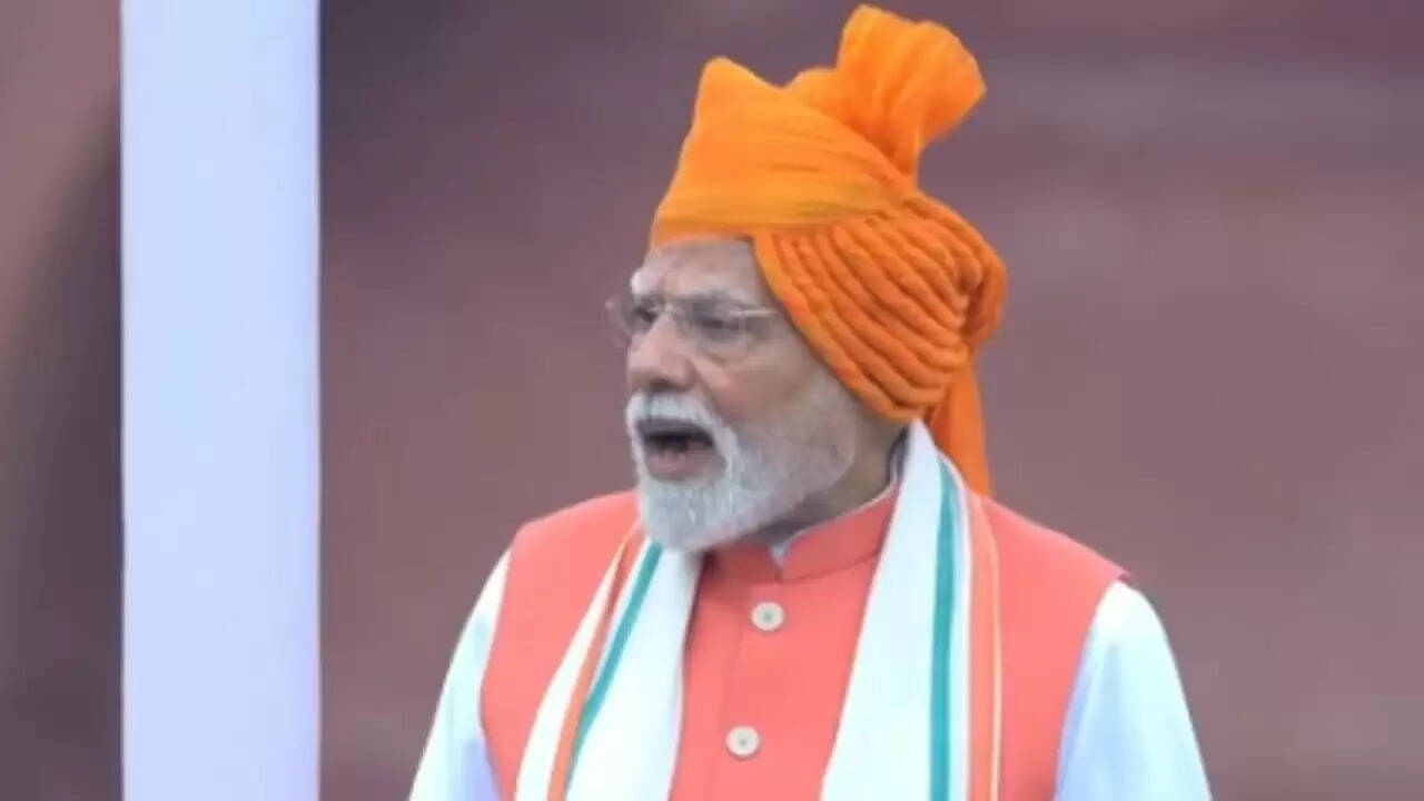 भारत की आज़ादी का 79वां वर्ष: पीएम मोदी का कड़ा संदेश