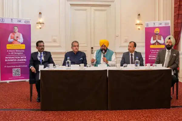 पंजाब में निवेश को बढ़ावा देने के लिए मुख्यमंत्री भगवंत मान के प्रयास