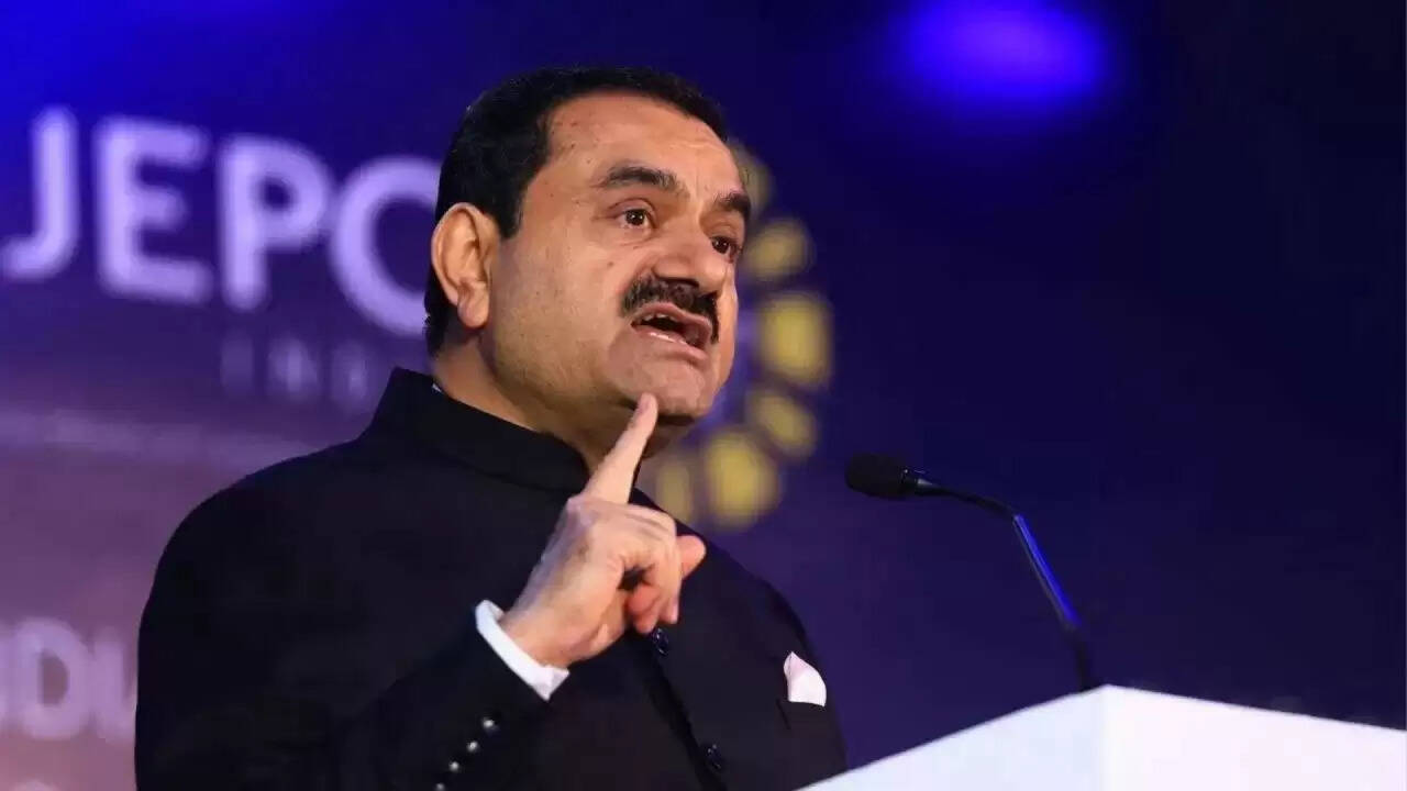 Adani Group ने वित्त वर्ष 2024-25 में टैक्स भुगतान का नया रिकॉर्ड बनाया