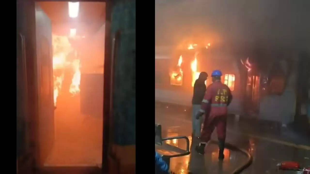 आंध्र प्रदेश में टाटानगर एर्नाकुलम एक्सप्रेस में आग लगने से एक की मौत