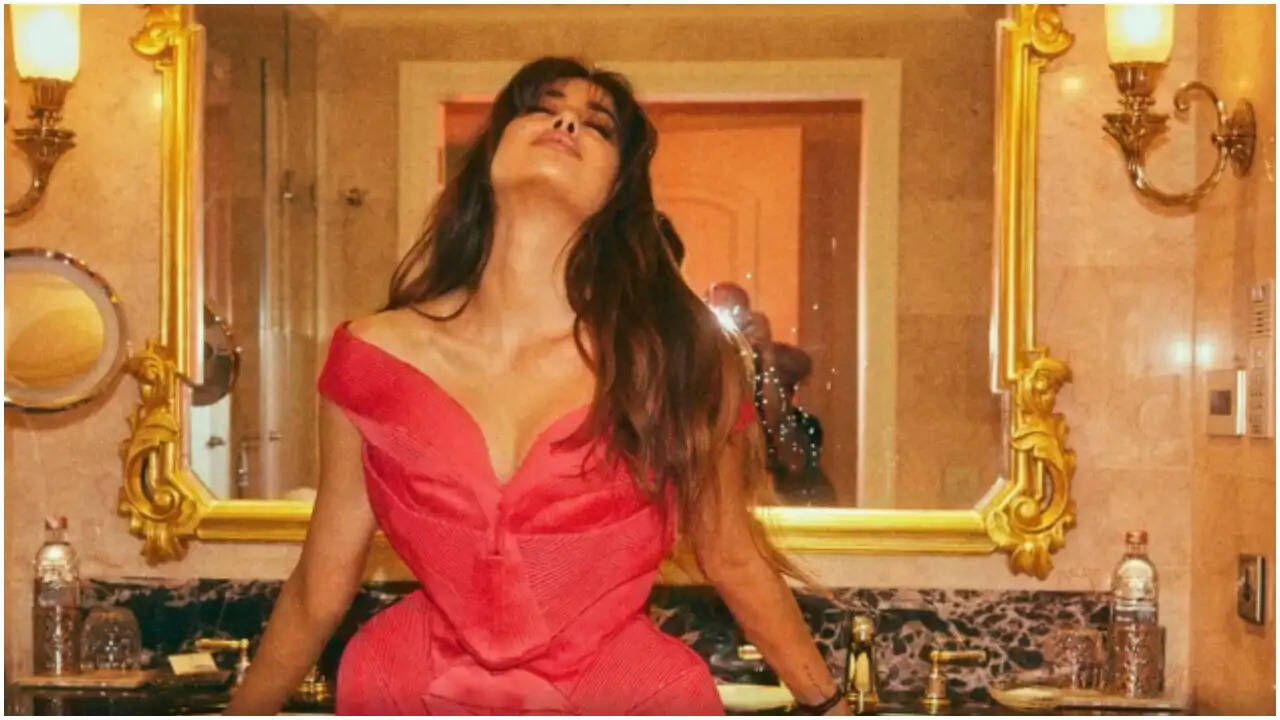 जाह्नवी कपूर: बॉलीवुड की उभरती हुई सितारा