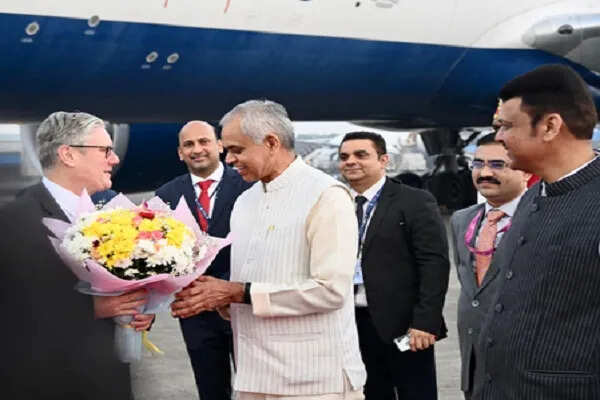 ब्रिटेन के प्रधानमंत्री कीर स्टार्मर का भारत दौरा: व्यापारिक संबंधों को मजबूत करने की दिशा में कदम