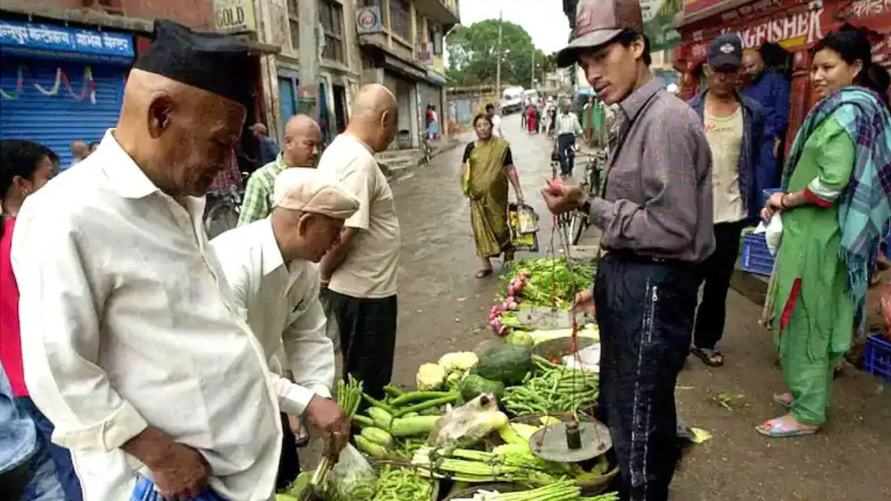 नेपाल की नई सीमा नीतियों से भारतीय बाजारों में खरीदारी पर असर