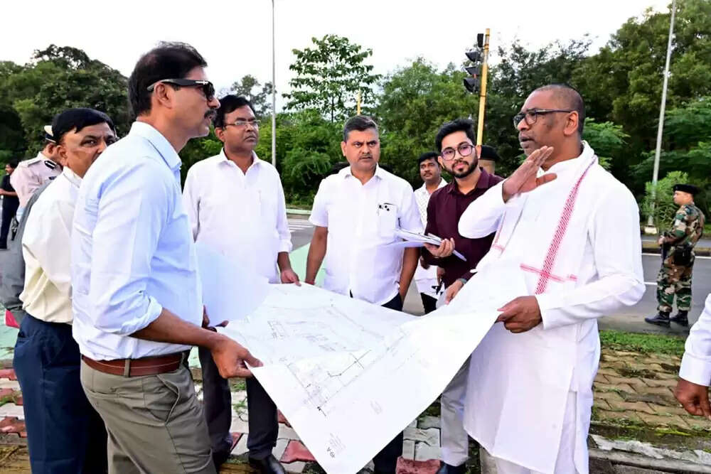 मुख्यमंत्री हेमन्त सोरेन ने स्मार्ट सिटी कन्वेंशन सेंटर का निरीक्षण किया