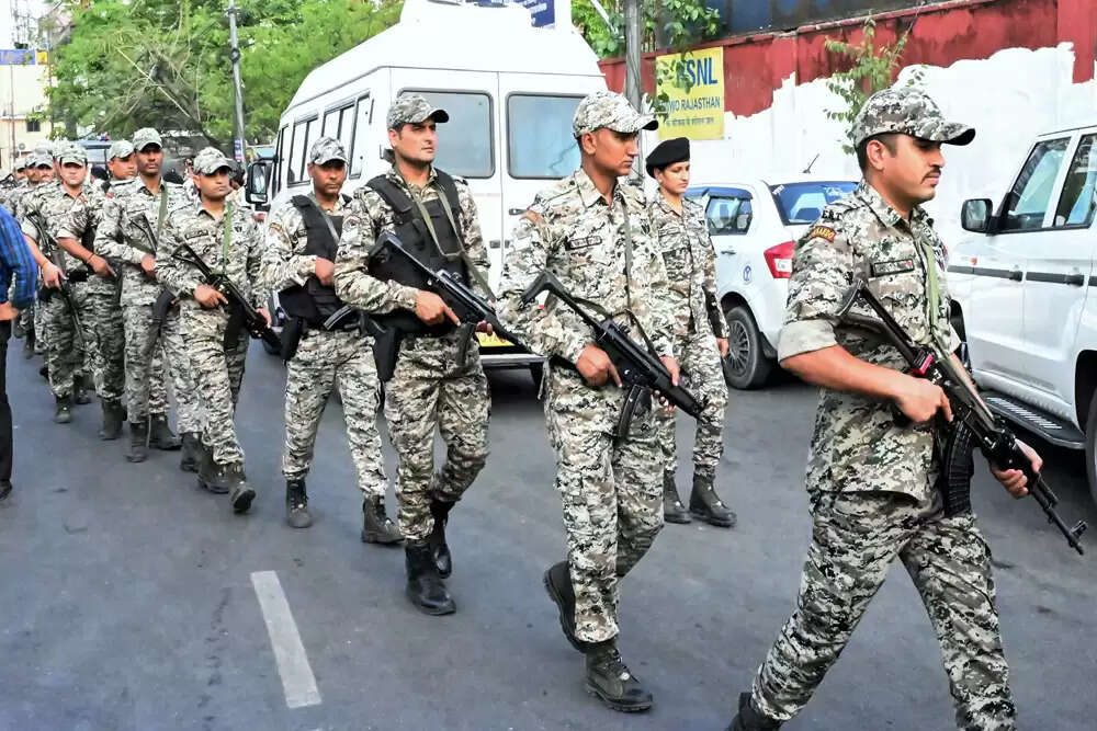 पाकिस्तान सीमा पर मॉक ड्रिल: सुरक्षा के लिए तैयारियां