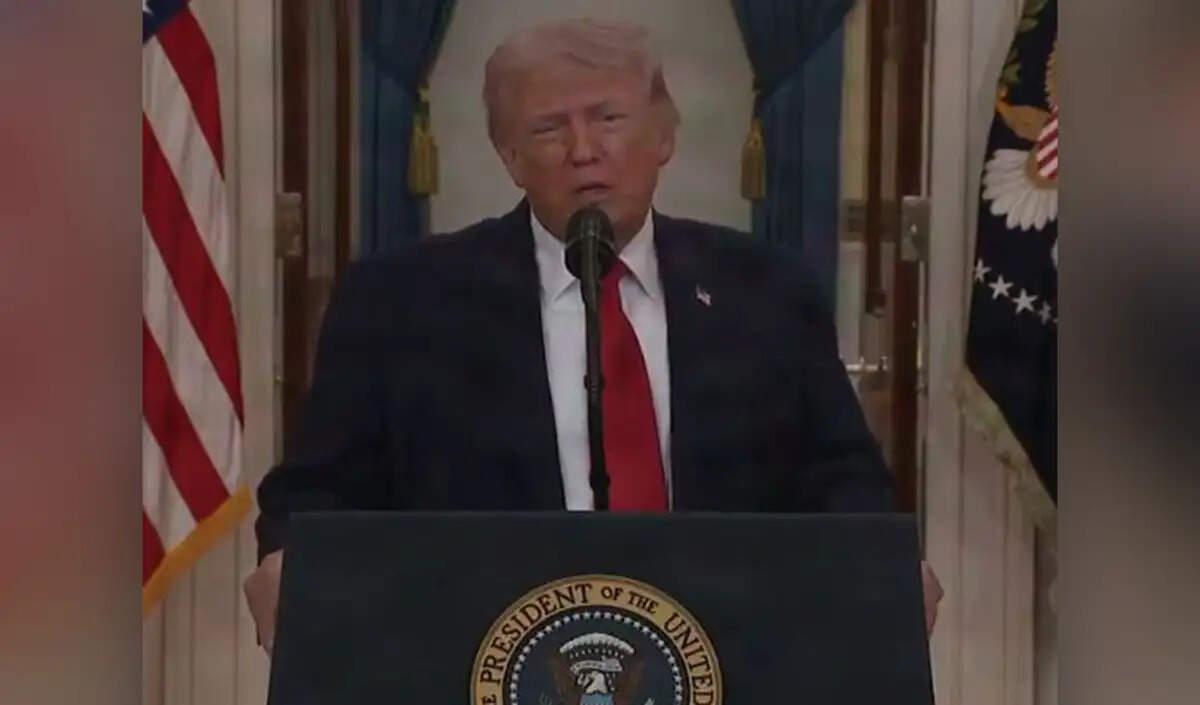 ट्रंप का होर्मुज जलडमरूमध्य पर बयान: तेल का फव्वारा खोलने की संभावना