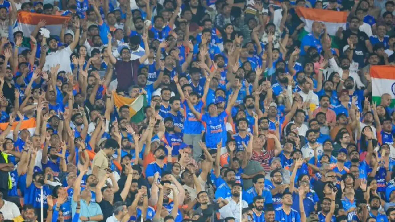 T20 World Cup 2026: सेमीफाइनल और फाइनल के टिकट बिक्री शुरू, लेकिन वेन्यू पर अनिश्चितता