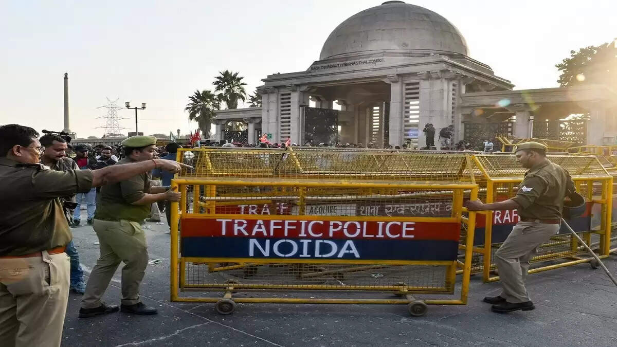 नोएडा-ग्रेटर नोएडा में 30 जुलाई को ट्रैफिक डायवर्जन की तैयारी