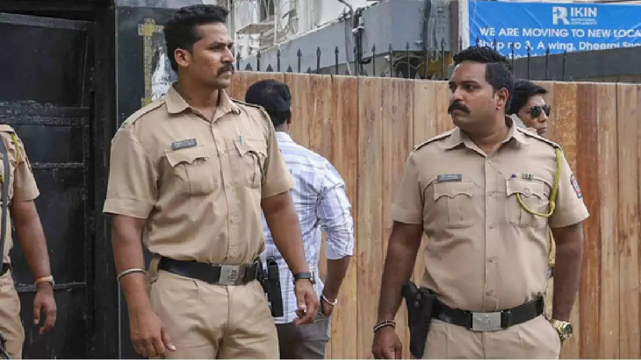 मुंबई में दो दर्दनाक हादसे: पार्किंग लिफ्ट गिरने और बालकनी ढहने से हुई मौतें
