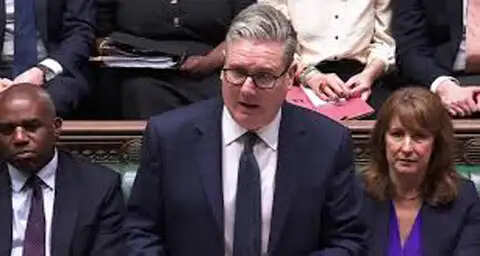 ब्रिटेन ने अमेरिका को ईरान के खिलाफ एयरबेस उपयोग की अनुमति दी