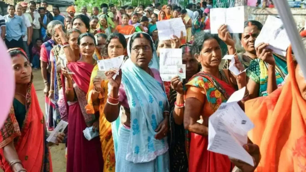 बिहार विधानसभा चुनाव 2025: पहले चरण की वोटिंग में महिलाओं ने बनाया नया रिकॉर्ड